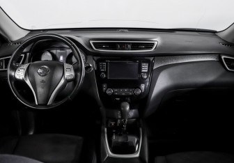 Подержанный автомобиль Nissan X-Trail 2018 года (12 фото)