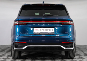 Подержанный автомобиль Geely Monjaro 2024 года (6 фото)