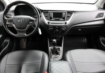 Подержанный автомобиль Hyundai Solaris Sedan 2018 года (14 фото)