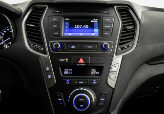 Подержанный автомобиль Hyundai Santa Fe 2016 года (9 фото)