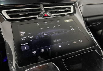 Подержанный автомобиль Wey Coffee 01 2022 года (20 фото)