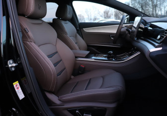 Новый BYD Han 2024 (14 фото)