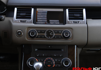 Подержанный автомобиль Land Rover Range Rover Sport 2010 года (16 фото)