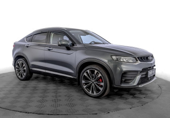 Подержанный автомобиль Geely Tugella 2022 года (3 фото)