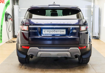 Подержанный автомобиль Land Rover Range Rover Evoque 2015 года (5 фото)