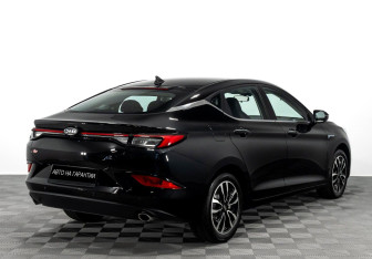 Подержанный автомобиль JAC J7 2023 года (4 фото)