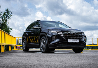 Подержанный автомобиль Hyundai Tucson 2021 года (3 фото)