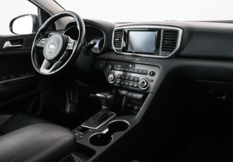 Подержанный автомобиль Kia Sportage 2019 года (7 фото)