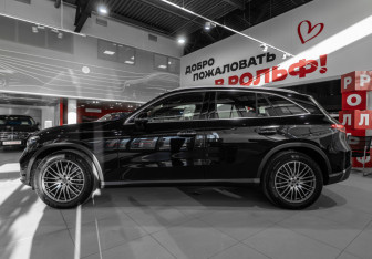 Новый Mercedes-Benz GLC Coupe 2025 (8 фото)