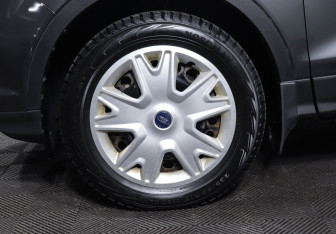 Подержанный автомобиль Ford Kuga 2017 года (21 фото)