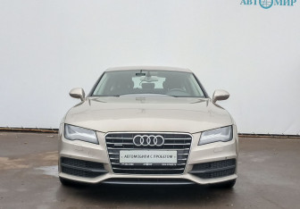 Подержанный автомобиль Audi A7 2011 года (2 фото)