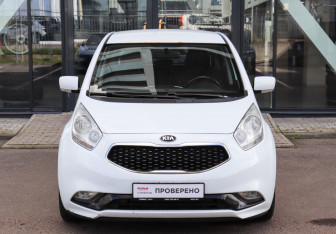 Подержанный автомобиль Kia Venga 2014 года (2 фото)