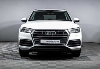 Подержанный автомобиль Audi Q5 2019 года (2 фото)