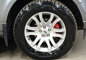 Подержанный автомобиль Land Rover Freelander 2011 года (9 фото)