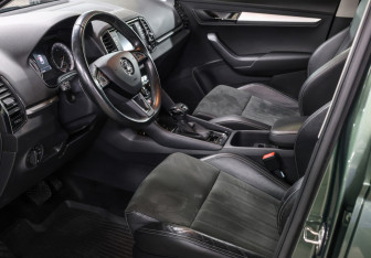 Подержанный автомобиль Skoda Karoq 2020 года (16 фото)