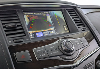 Подержанный автомобиль Infiniti QX80 2019 года (19 фото)