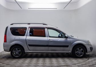 Подержанный автомобиль LADA (ВАЗ) Largus Wagon 2013 года (6 фото)