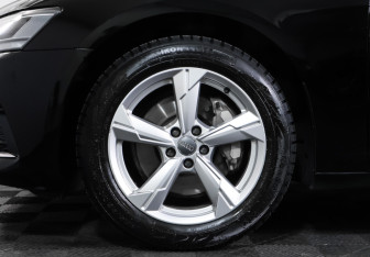 Подержанный автомобиль Audi A6 Sedan 2019 года (28 фото)