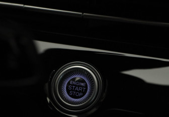 Подержанный автомобиль Omoda C5 2023 года (14 фото)