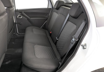 Подержанный автомобиль LADA (ВАЗ) Granta Sedan 2023 года (18 фото)