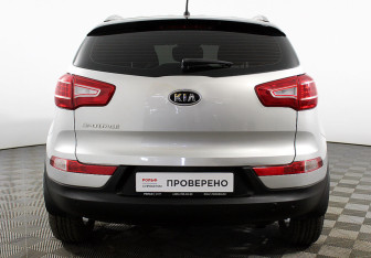 Подержанный автомобиль Kia Sportage 2012 года (4 фото)
