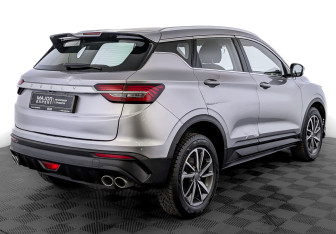 Подержанный автомобиль Geely Coolray 2022 года (5 фото)