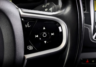 Подержанный автомобиль Volvo XC90 2018 года (29 фото)