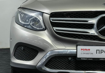 Подержанный автомобиль Mercedes-Benz GLC Coupe 2018 года (17 фото)