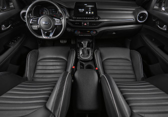 Подержанный автомобиль Kia Cerato Sedan 2020 года (22 фото)