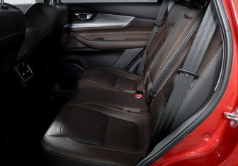 Подержанный автомобиль Chery Tiggo 8 Pro 2022 года (10 фото)