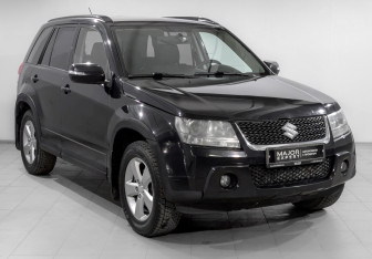 Подержанный автомобиль Suzuki Grand Vitara 2010 года (3 фото)