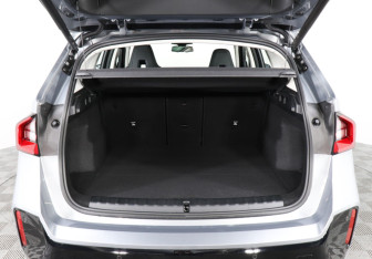 Новый BMW X1 2025 (10 фото)