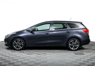 Подержанный автомобиль Kia Ceed Wagon 2013 года (3 фото)