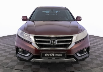 Подержанный автомобиль Honda Crosstour 2014 года (2 фото)