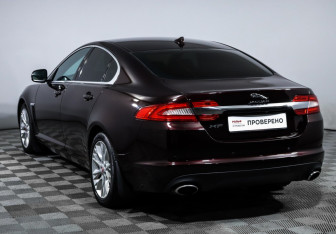 Подержанный автомобиль Jaguar XF Sedan 2014 года (7 фото)