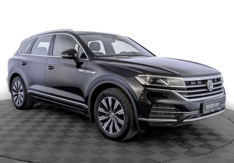Подержанный автомобиль Volkswagen Touareg 2019 года (3 фото)