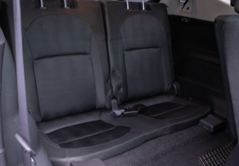 Подержанный автомобиль Nissan Qashqai+2 2012 года (12 фото)