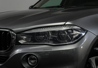 Подержанный автомобиль BMW X5 2017 года (8 фото)