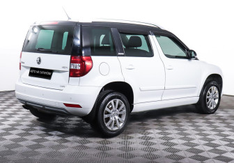 Подержанный автомобиль Skoda Yeti 2016 года (5 фото)