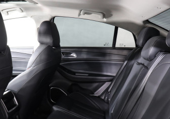 Подержанный автомобиль Omoda S5 2023 года (12 фото)