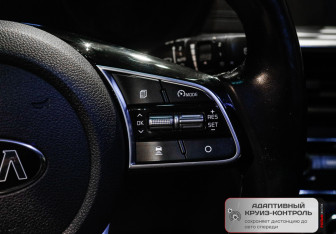 Подержанный автомобиль Kia Optima Wagon 2019 года (31 фото)