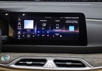 Подержанный автомобиль Evolute i-SPACE 2024 года (17 фото)