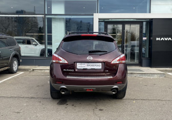 Подержанный автомобиль Nissan Murano Suv 2014 года (6 фото)