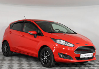 Подержанный автомобиль Ford Fiesta Hatchback 2019 года (3 фото)