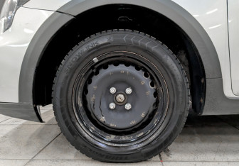 Подержанный автомобиль Kia Rio Hatchback 2021 года (17 фото)