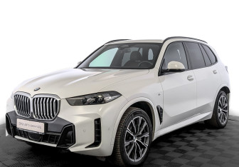 Подержанный автомобиль BMW X5 2023 года (1 фото)