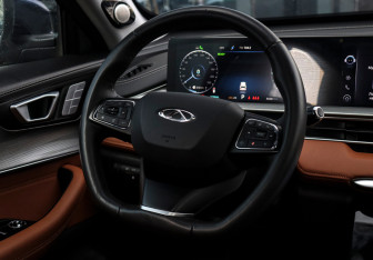 Подержанный автомобиль Chery Tiggo 8 Pro e+ 2023 года (16 фото)