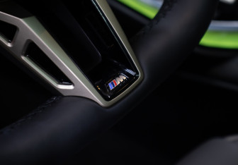Подержанный автомобиль BMW X3 2025 года (20 фото)