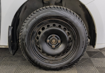 Подержанный автомобиль Renault Logan Sedan 2022 года (12 фото)