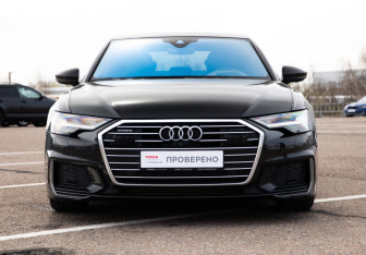 Подержанный автомобиль Audi A6 Sedan 2018 года (23 фото)